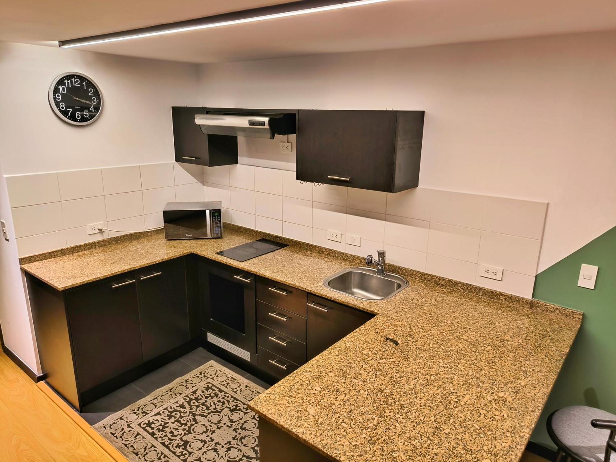 Coliving Ecuador Apartamentos Sector Swiss Hotel Кито Экстерьер фото